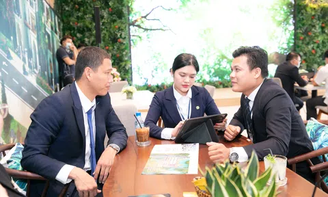 Cầu thủ Nguyễn Anh Đức đầu tư nhà phố sinh thái River Park 1