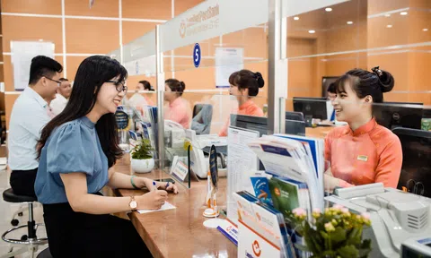 Cổ phiếu của LienVietPostBank chính thức niêm yết trên HOSE