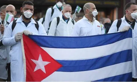 Cả thế giới đang bỏ quên Cuba, một "cao thủ" vắc-xin trong đại dịch COVID-19