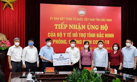 Tập đoàn Masan trao tặng hơn 12.000 thùng sản phẩm, hỗ trợ các đơn vị tuyến đầu chống dịch covid-19