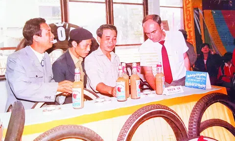 Bước thăng trầm của 'Vua lốp'